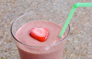 Strawberry-Nutella Frozen Smoothie