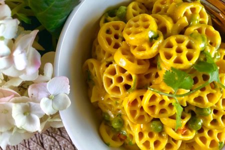 Vegan Mac and Cheese (Indian Spiced, Protein Packed!)