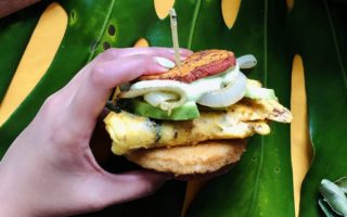 Sweet Potato Burger Buns with Crispy Chick’n & Masala ‘Eggs’