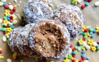 Dark Chocolate Raspberry Cake Truffles