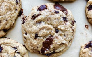 Classic Vegan Chocolate Chip Cookies – Chewy, Gooey, Perfect