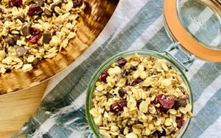 Saffron Cashew Granola