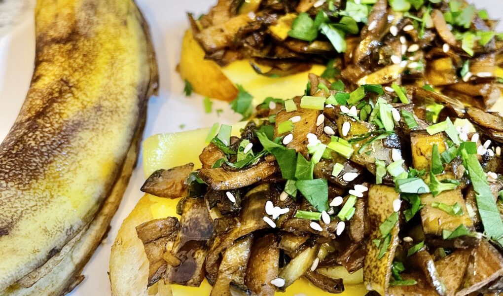 Banana Peel “Pulled Pork”