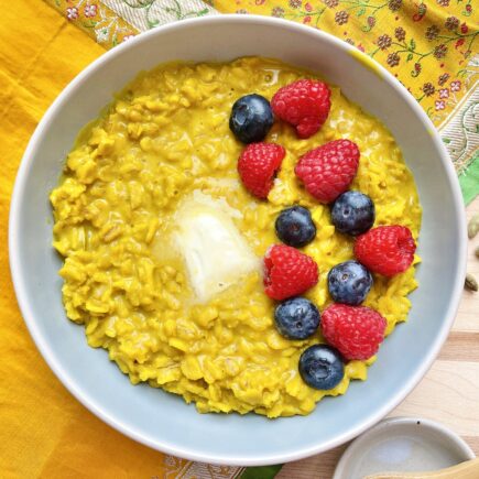 Indian-Inspired Superfood Oatmeal