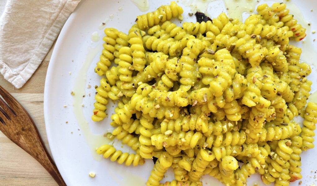 Creamy Golden Beet Fusilli with Pistachios, Vegan & Zero-Waste