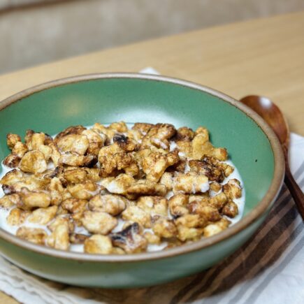 Homemade Cinnamon Bun Cereal (VEGAN!)